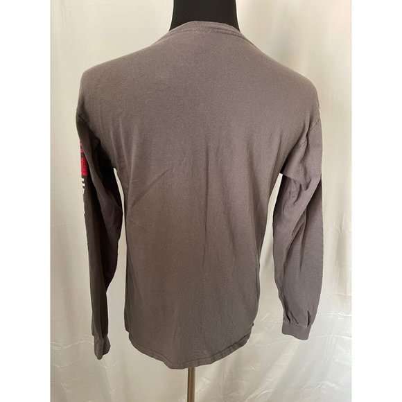 Legendary Gray Long Sleeve Graphic Tee - Picture 12 of 15